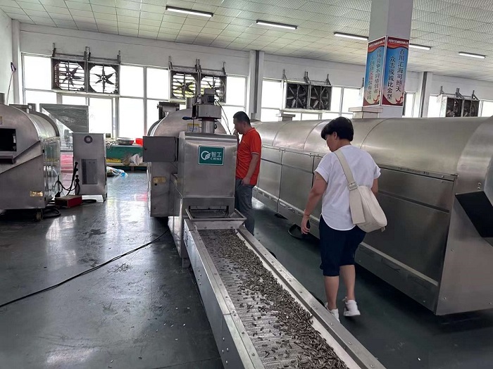 流水線電磁炒貨機 流水線電磁炒貨機