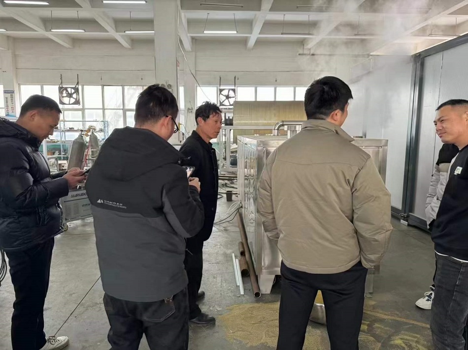 電磁炒粉機(jī) 電磁炒粉機(jī)