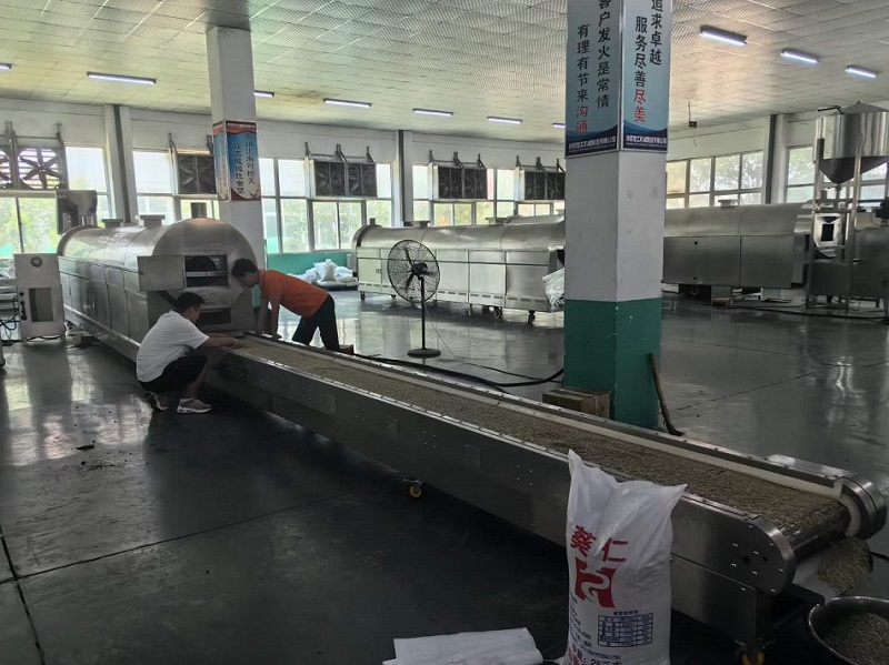 流水線電磁炒貨機(jī) 流水線電磁炒貨機(jī)