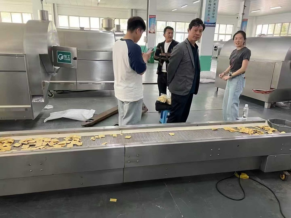 流水線電磁炒貨機(jī) 流水線電磁炒貨機(jī)