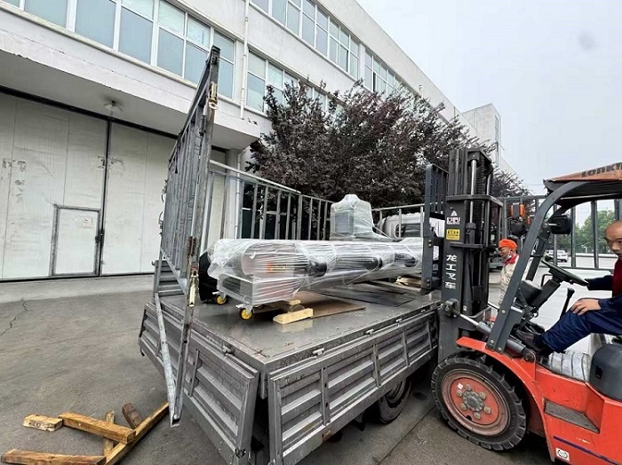 流水線炒貨機(jī) 流水線炒貨機(jī)