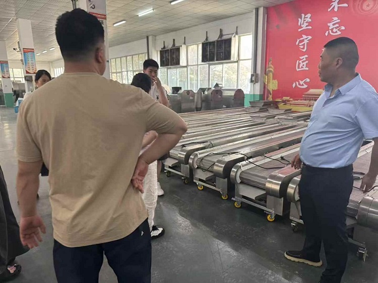 電磁炒貨機(jī) 電磁炒貨機(jī)